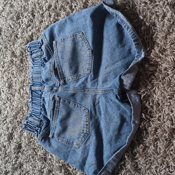 H&M Paperbag Denim Shorts | Size XS - Picture 3 of 9